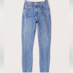 Abercrombie and Fitch
Waistband High Rise Super Skinny Ankle Jean